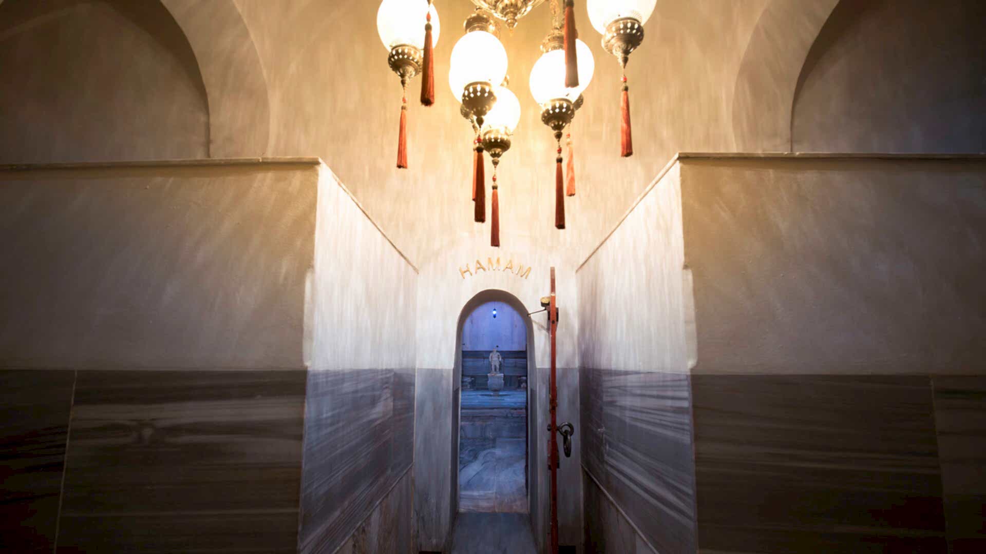home_banner_iletisim cagaloglu-hamami